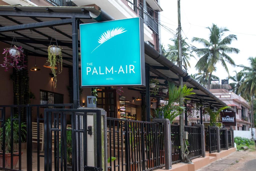 The Palm Air Hotel - 4
