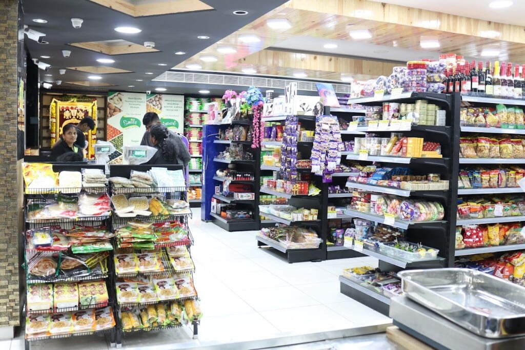 Family Supermarket - 5