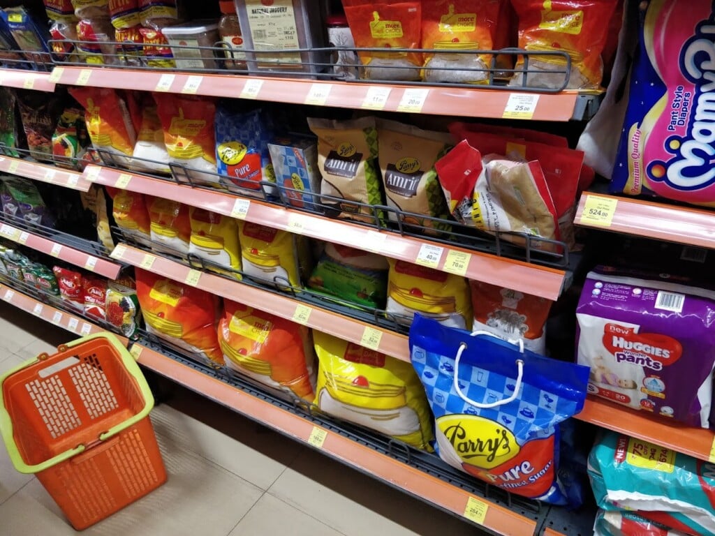 More Supermarket - Choolaimedu - 3