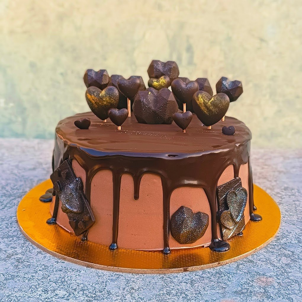 CMAKES Cakes & Desserts