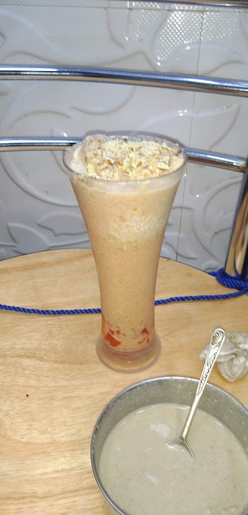 GOLDEN JUICE CORNER - 4