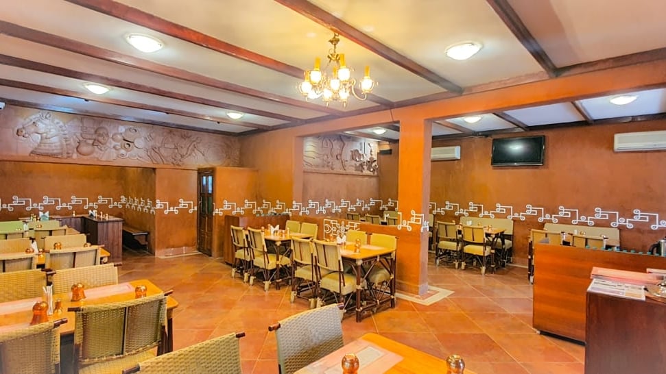 Munveedu Restaurant Adyar