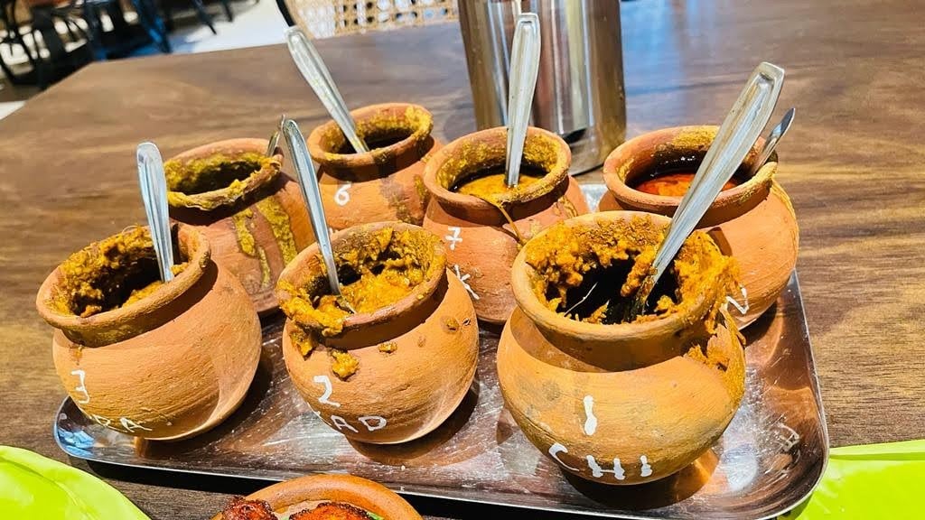 RETRO SHANKAR MESS - MANPANNAI SAMAYAL (Non Veg) - 3