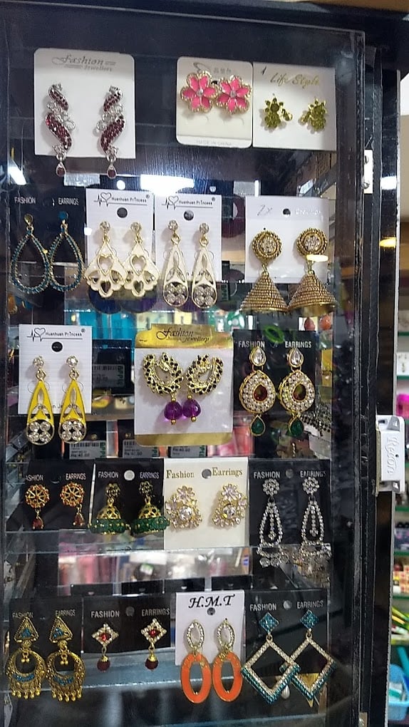 Apple Shopping Mall - 3