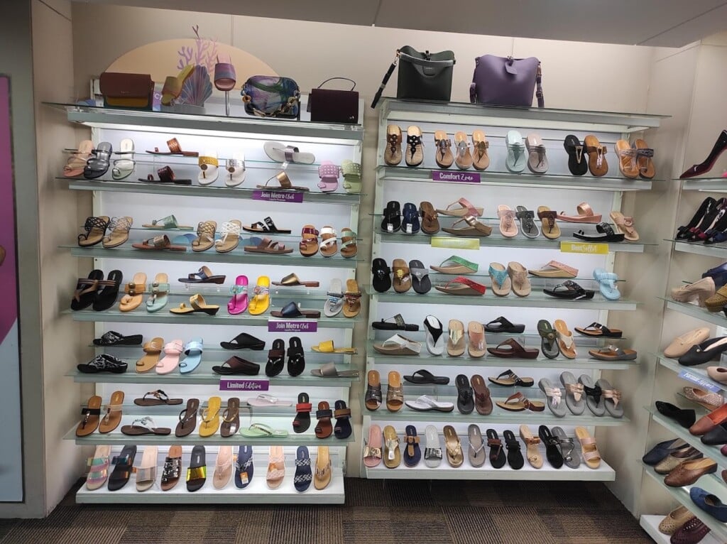 Metro Shoes Velachery - 3