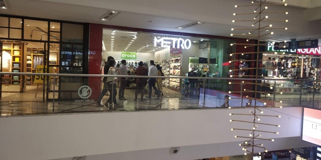 Metro Shoes Velachery - 2