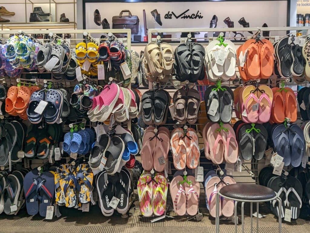 Metro Shoes Anna Nagar - 3