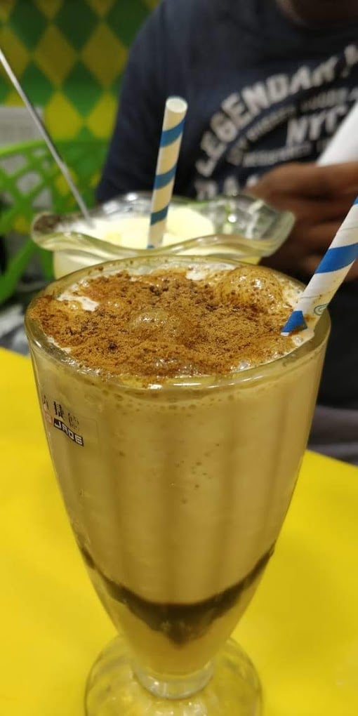 Ice Cap Fresh Juice & Snacks - 3