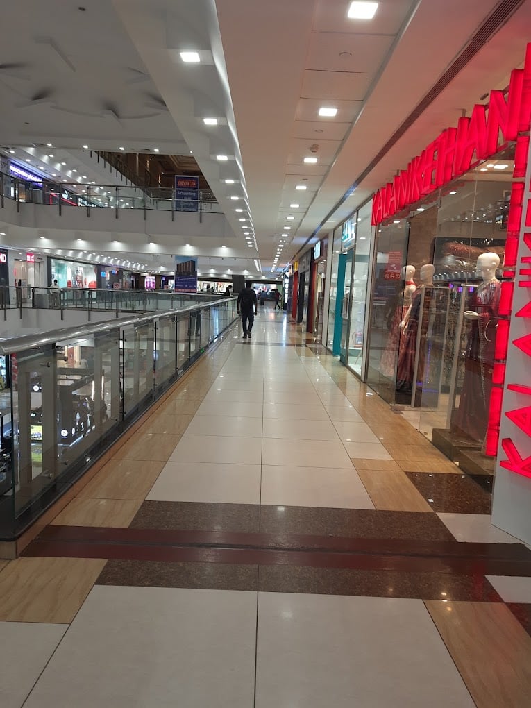 Forum Mall Metroside - 4