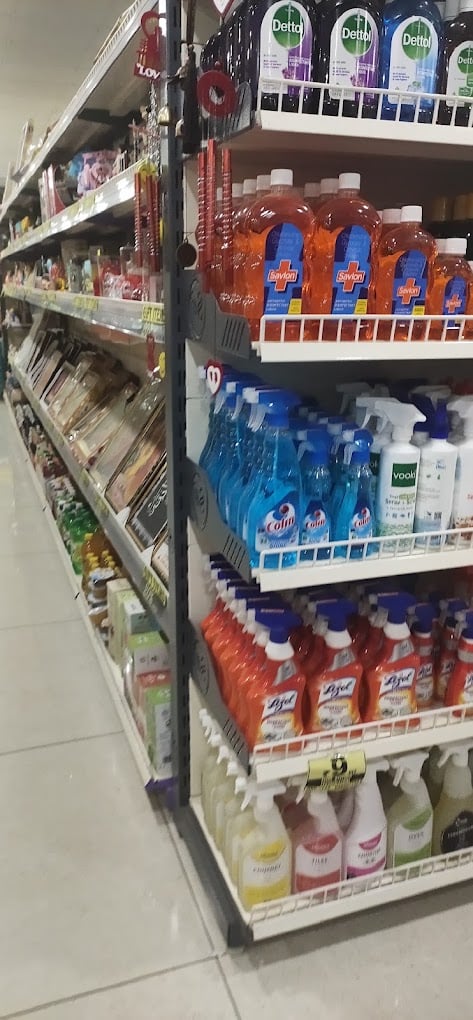 Robins hyper market - 4