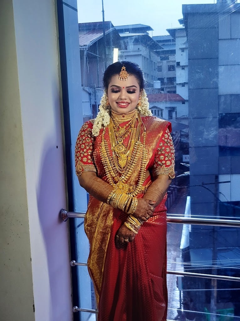 Meha's Beauty Salon and Bridal Studio - 4