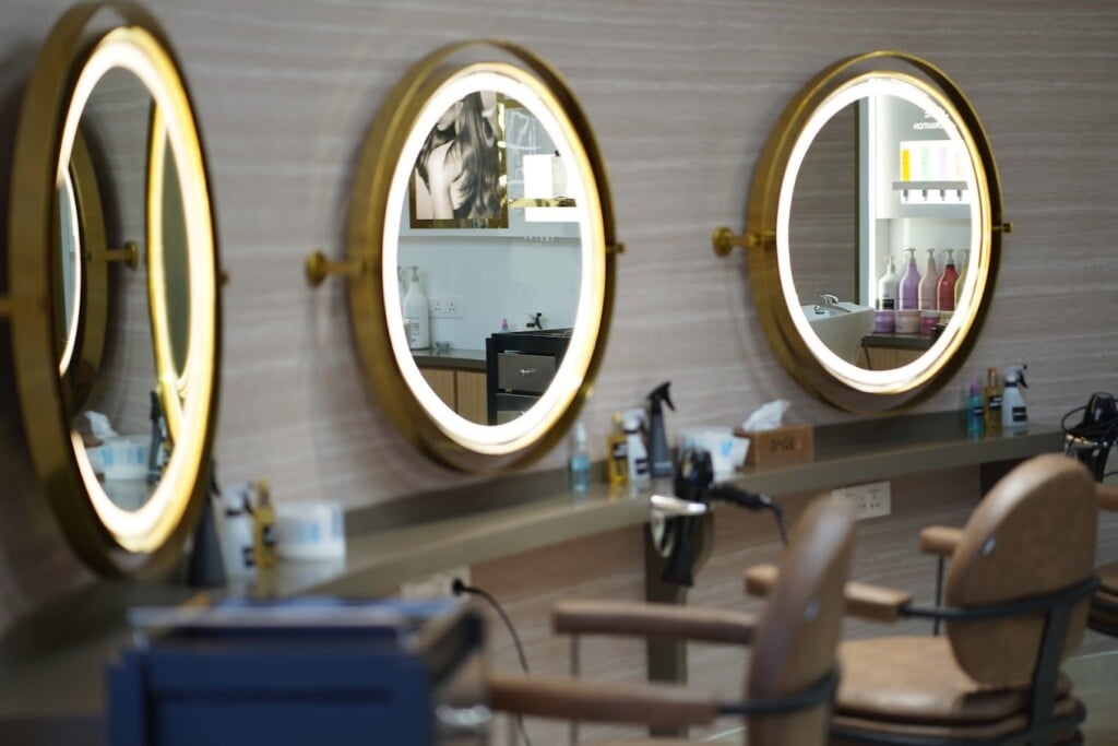 Page 3 Luxury Salon - Sai Baba Colony, Coimbatore - 2