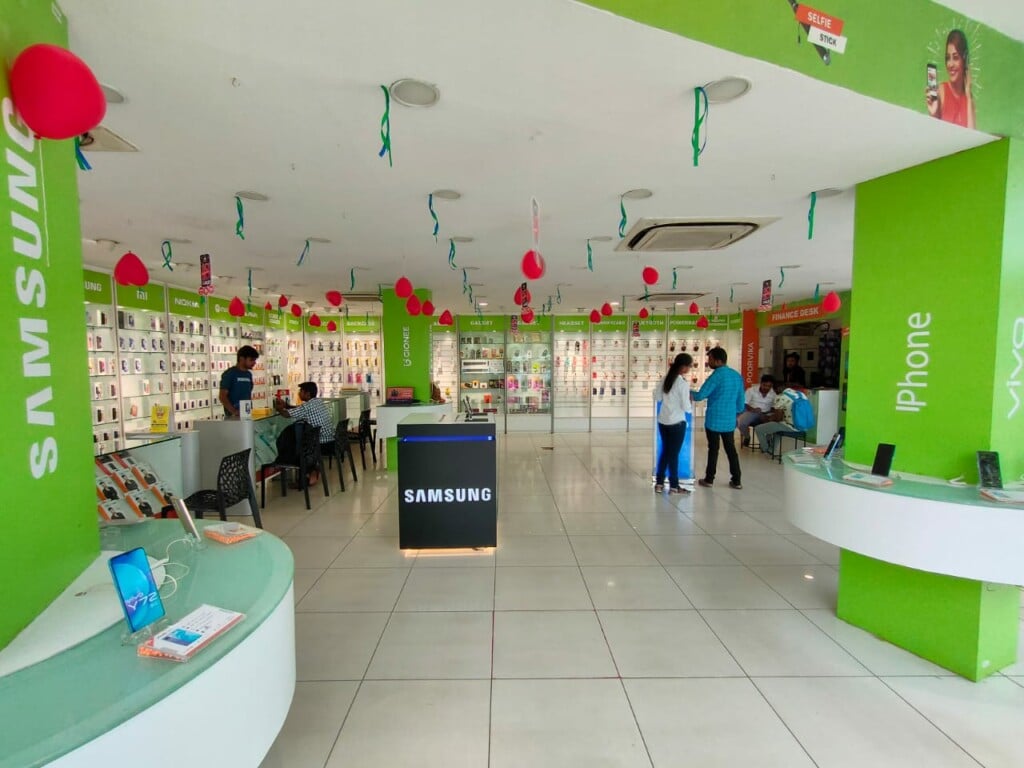 Poorvika Mobiles Coimbatore - Dr Nanjappa Road - 3