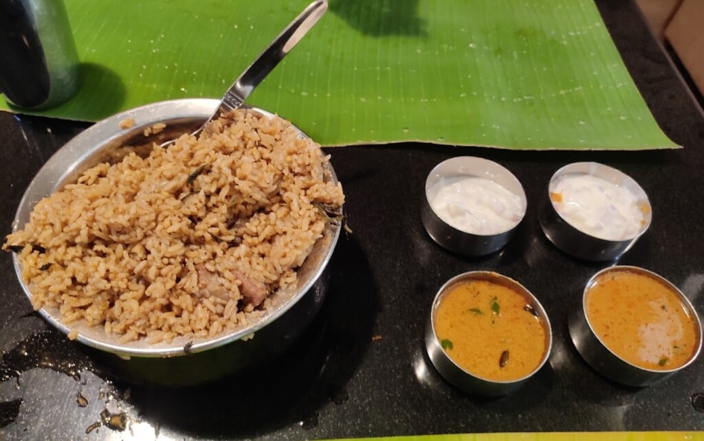 Hotel SRI HARI (Veg & Non-Veg) - 4