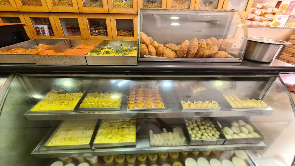 Mahaveer Sweets - 3