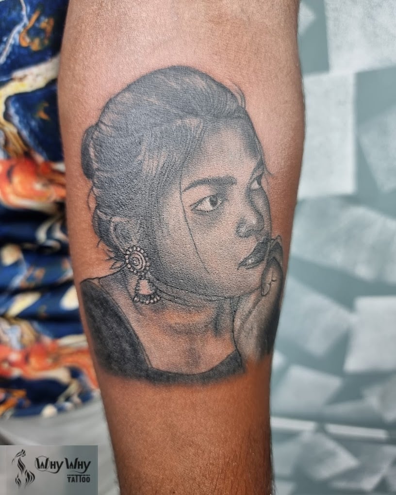 WhyWhy Tattoo Studio - 3