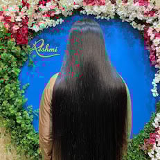 Reshmi Salon & Spa - 4