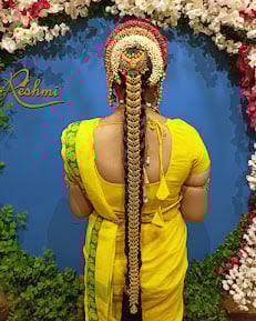 Reshmi Salon & Spa - 2