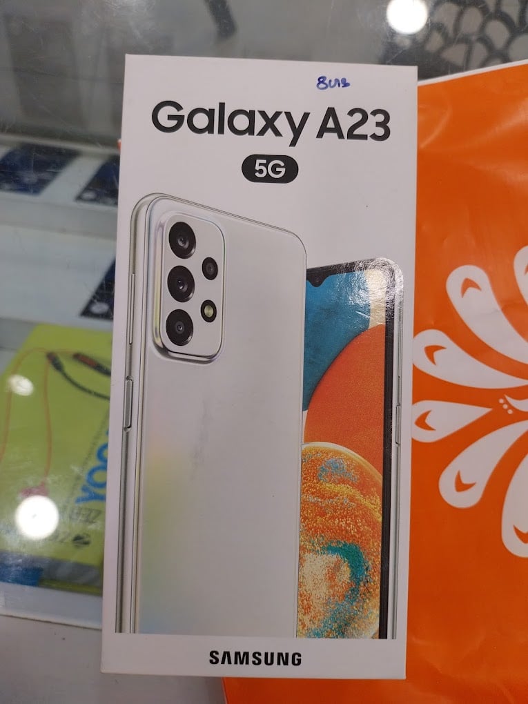 Poorvika Mobiles Trichy - Opp to TJ Automobiles - 3