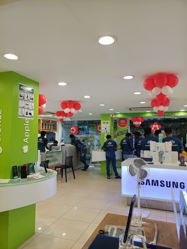 Poorvika Mobiles Trichy - YVD Trade Centre - 2