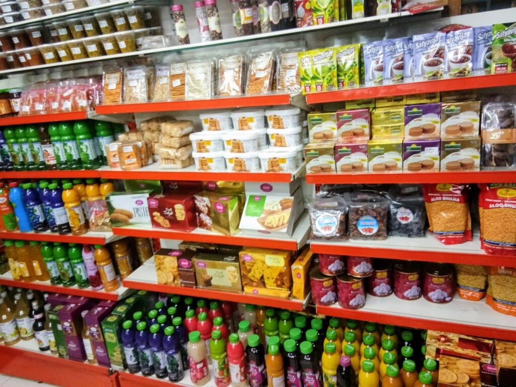 Mahaveer Sweets & Snacks - 4