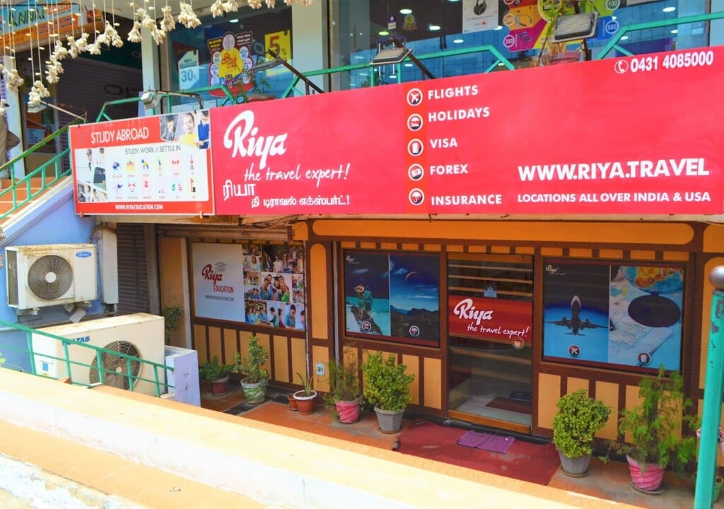 Riya Travels