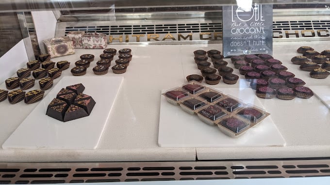 Air conditioner service maintenance and old ac sale and purchase