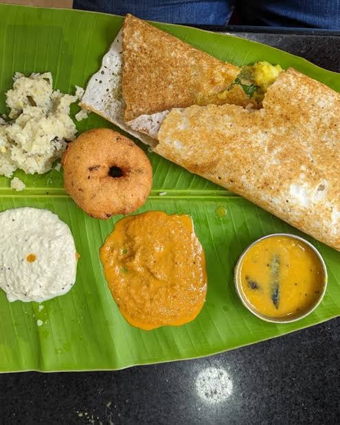 Sri Aryaas Pure Veg Restaurant - 4