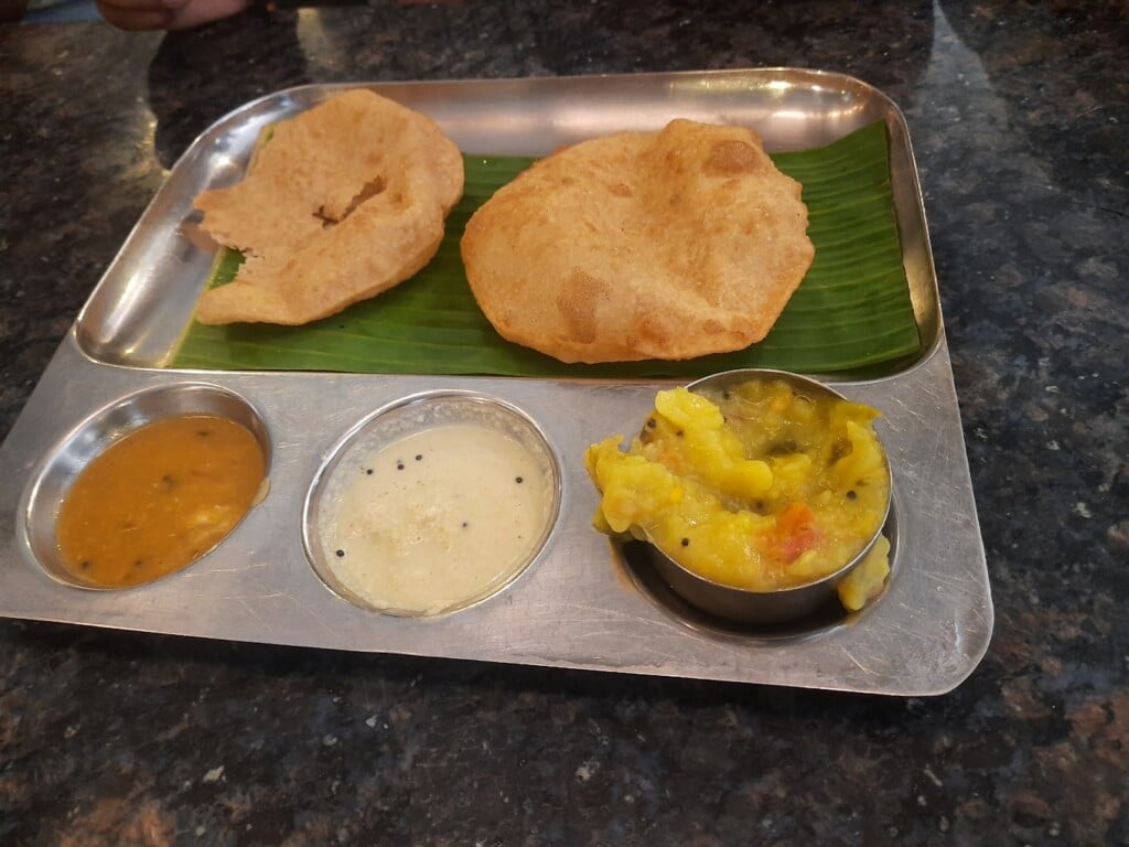 Hotel Kaarthik Vegetarian Restaurant - 2