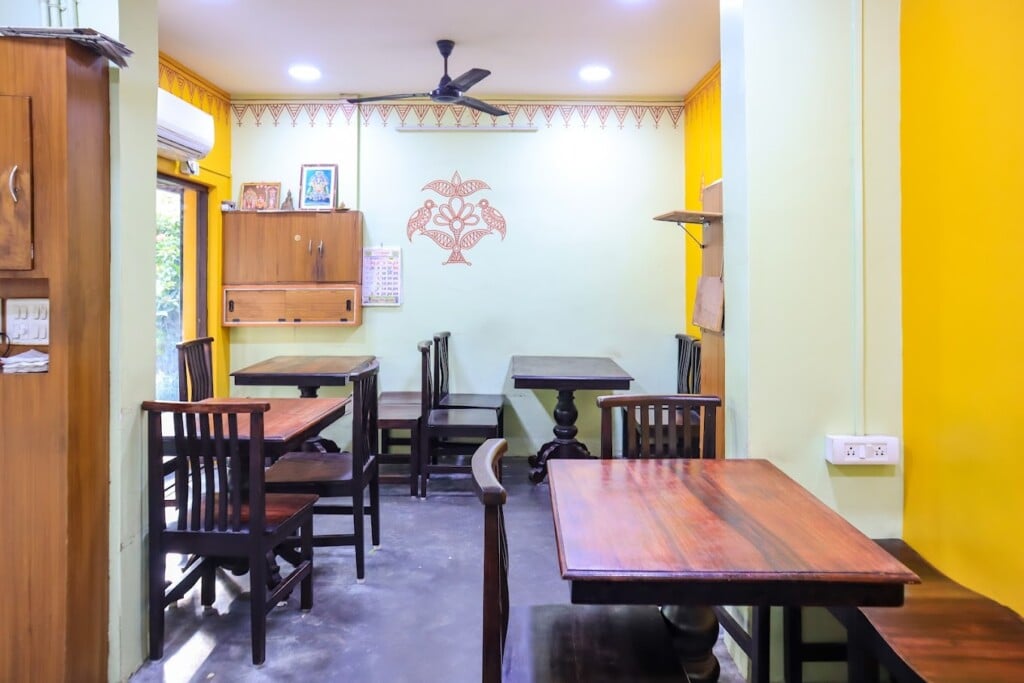 Atherai Veg Restaurant A/C