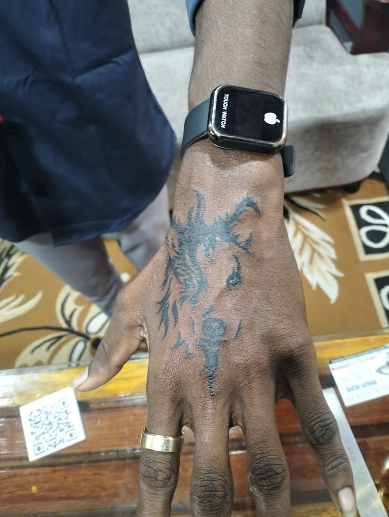 TATTOO HUNTER PY ( world class tattoo studio) - 4