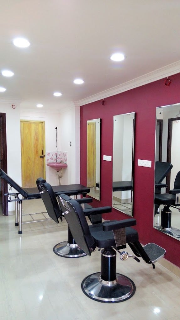 HEMAAS BEAUTY PARLOUR