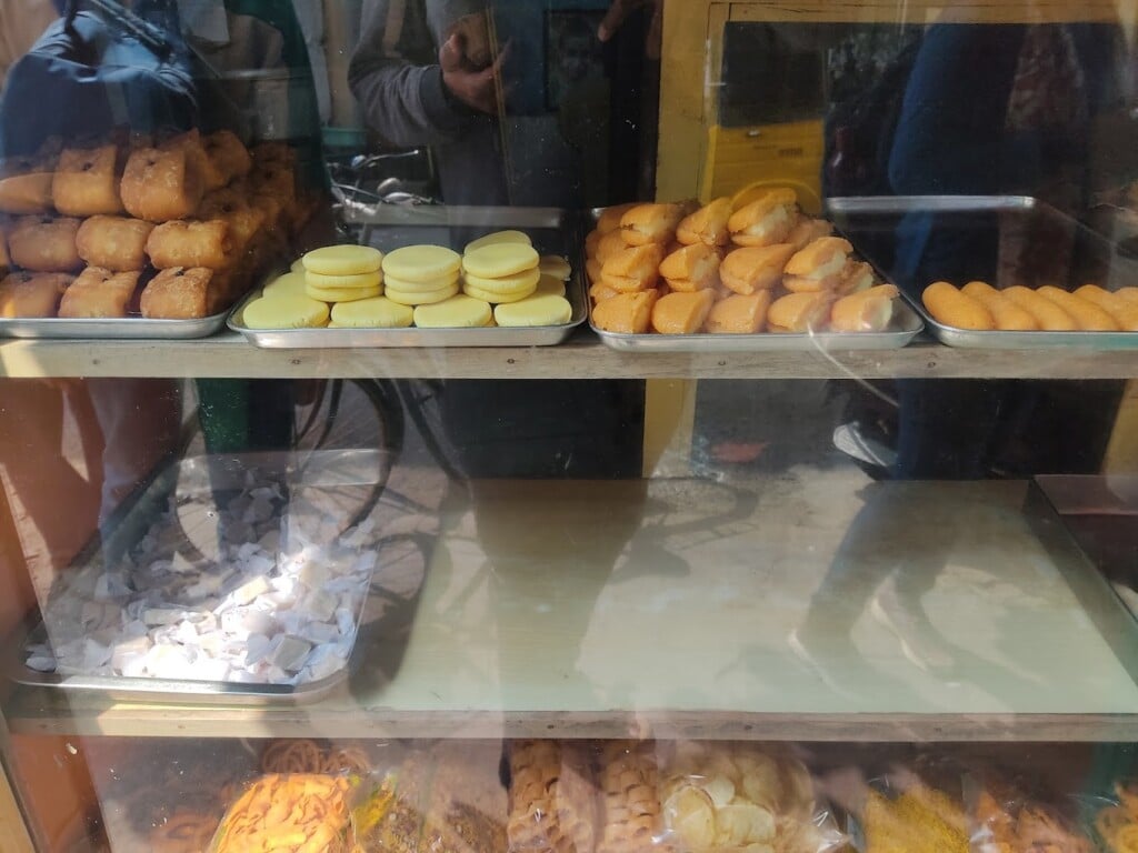 Bengali Sweets In Pondicherry (Gobindo Sweets) - 2
