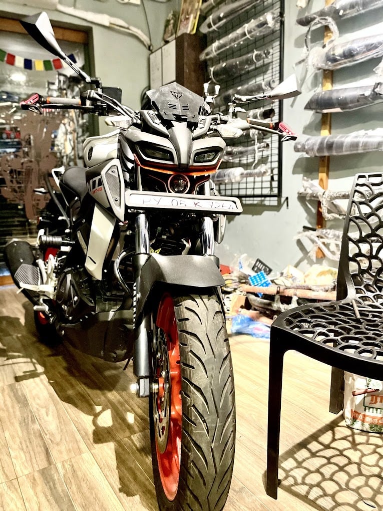 MOTO BIKERS DREAM - BIKE ACCESSORIES SHOP - 4