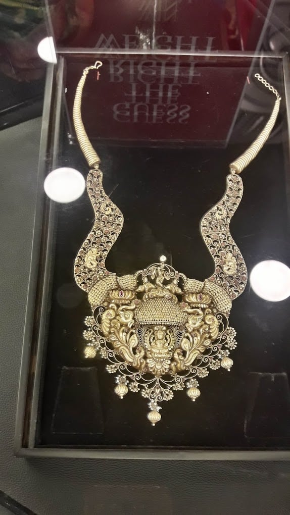 AVR Swarna Mahal Jewellers - 3