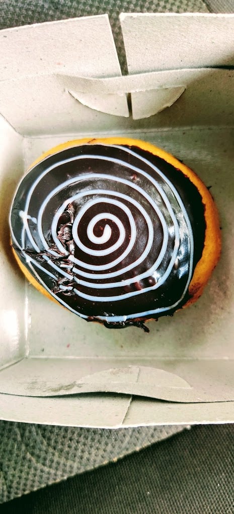 Phil's Bake House - 4