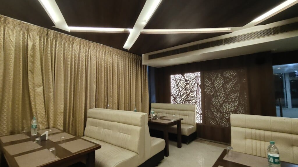 Sri Saravana Bhavan - 2