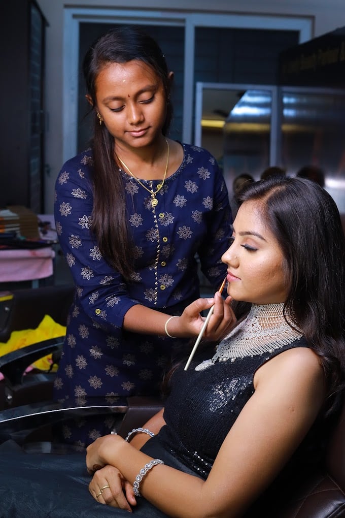Lovely Ladies Beauty Parlour & Make up Artist