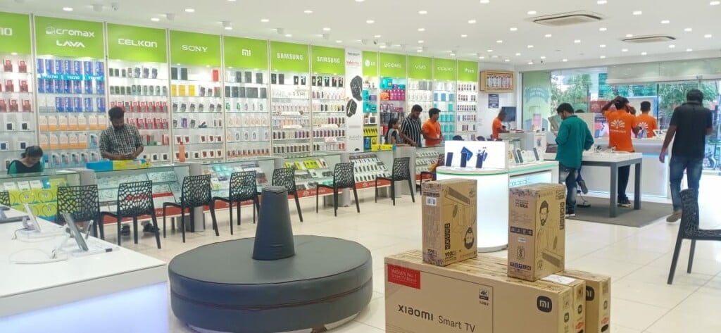 Poorvika Mobiles Madurai - Anna Nagar - 3