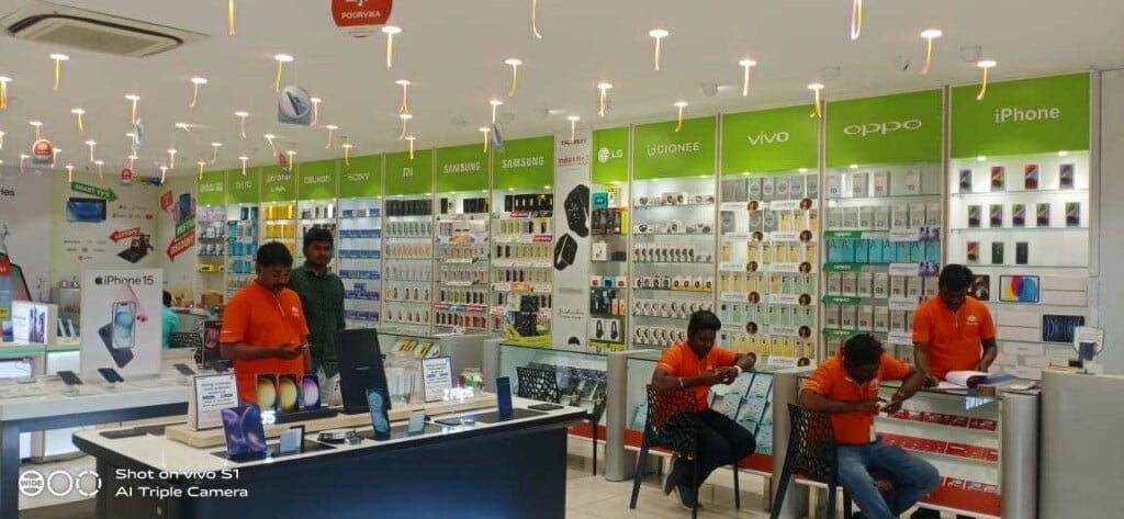 Poorvika Mobiles Madurai - Anna Nagar - 4