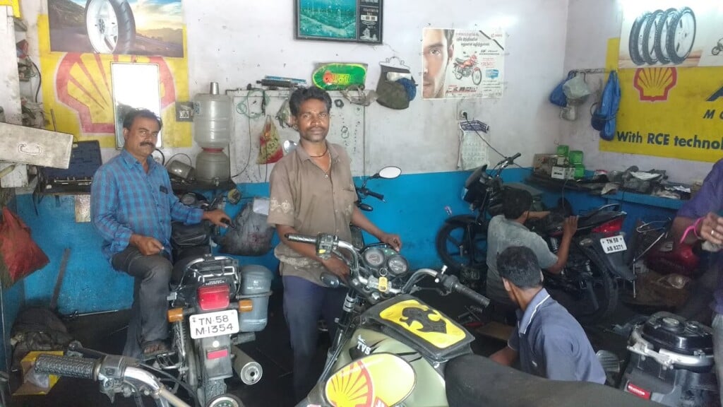 Basheer Two Wheelers Mechanic Shop - 4