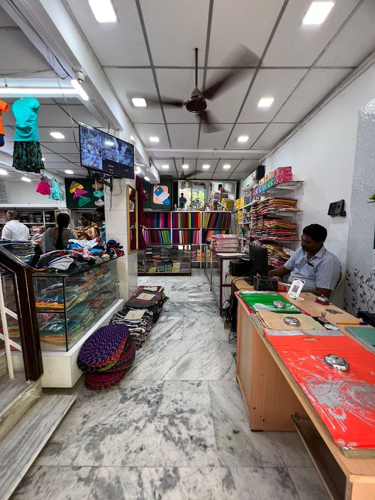 Sapna Garments - Women's Dresses, Kids Dresses & Menswear