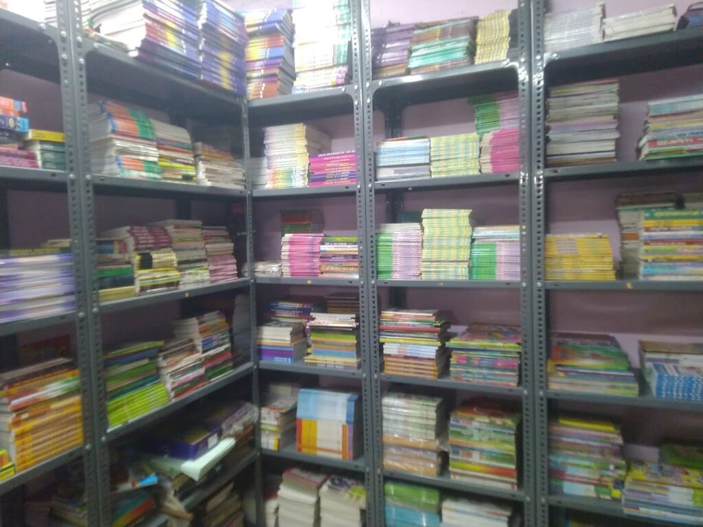 Kalaimagal book shop - 4