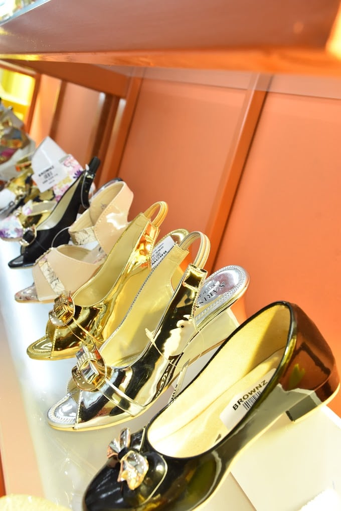 BrownZ Shoes - Best footwear showroom for men & women in Madurai - 4