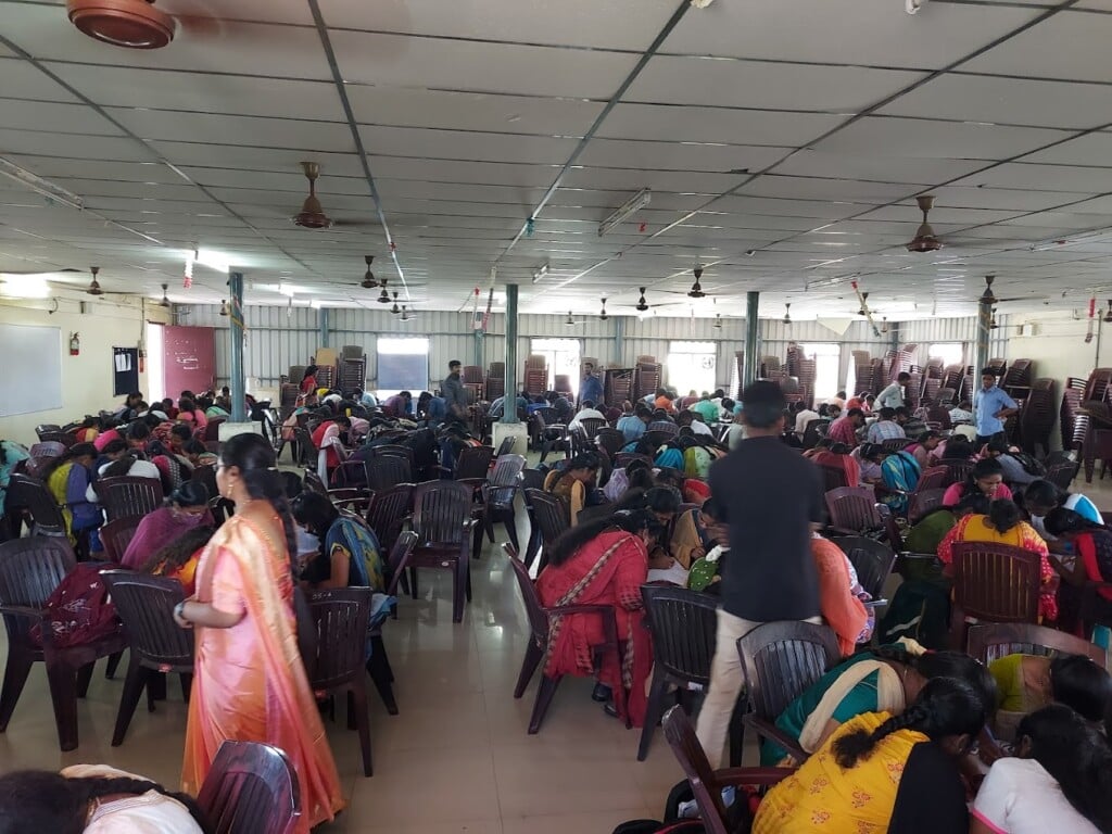 Veranda RACE Govt Exams Coaching Institute - BANK, SSC, TNPSC, RAILWAYS, SI & PC - Madurai - 3