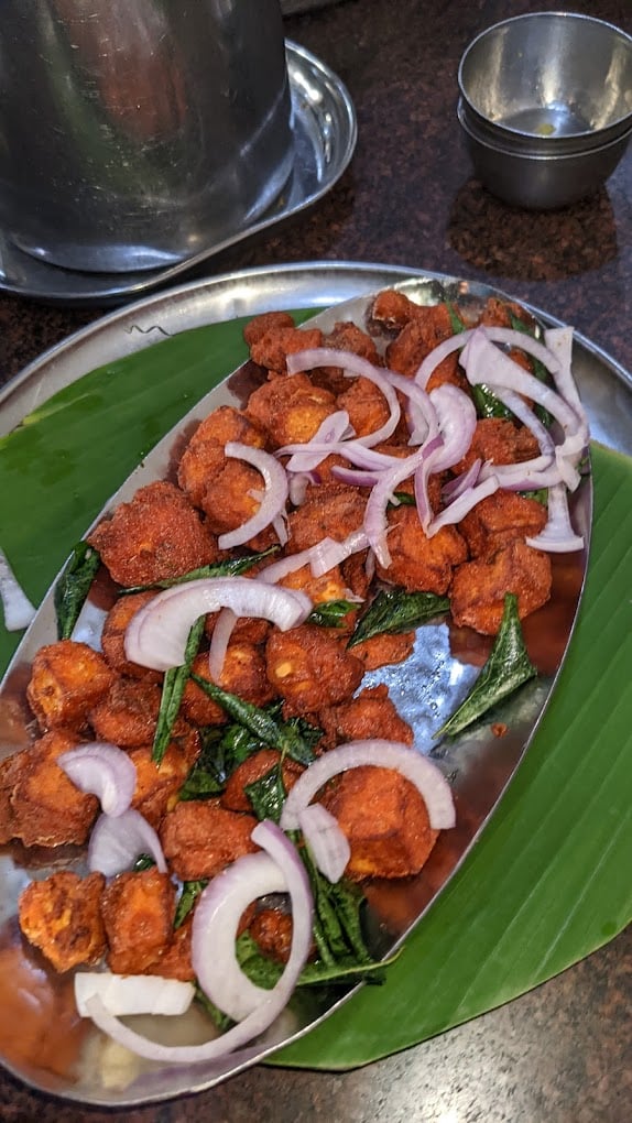 Hotel Akshay Bhavan - 2