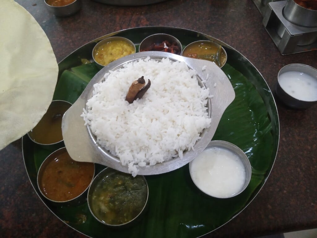 Hotel Akshay Bhavan - 4