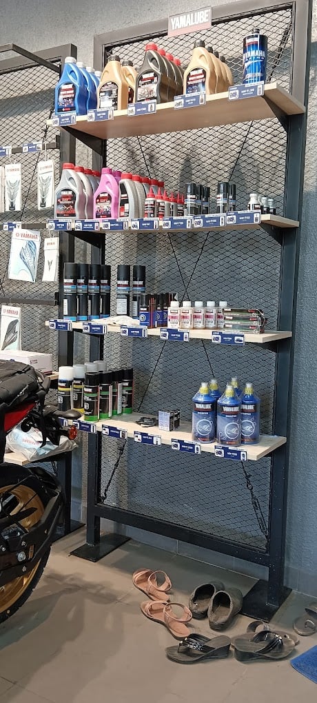 Samukh Bikes - Yamaha Service, Spares & Accessories - 3