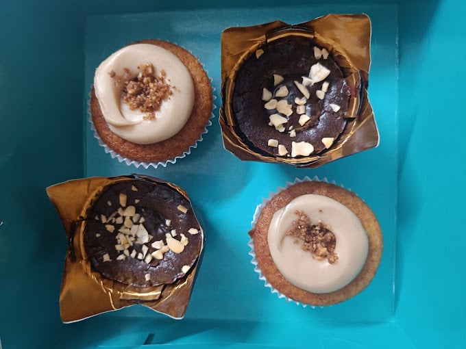 Just 4 u Unisex Salon & Spa - 1