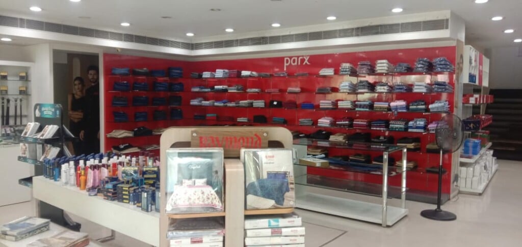 The Raymond Shop Kanchipuram